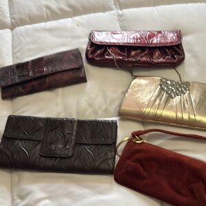 5 Elegant Women's Clutch Collection